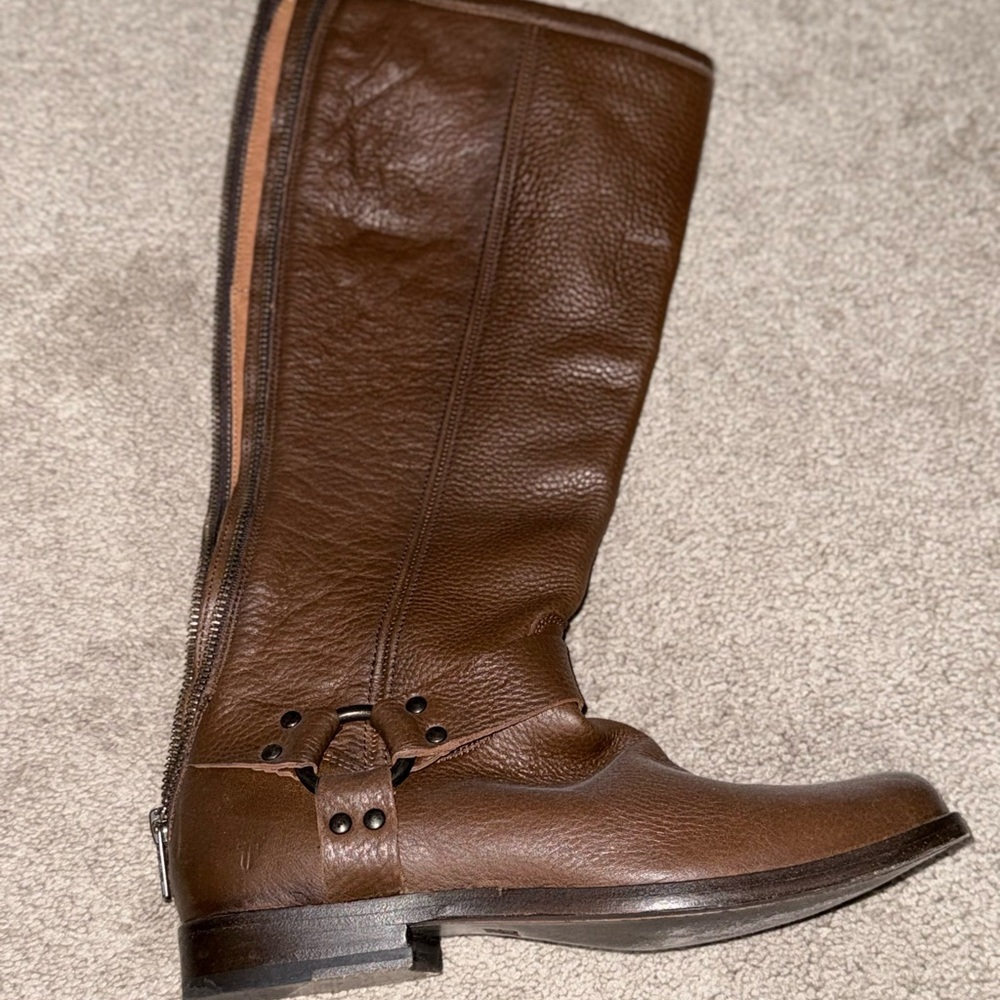Frye Tan Leather Interior